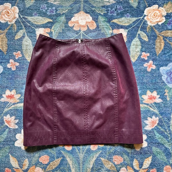 Free People Dresses & Skirts - Free People Sz 0 Plum “Modern Femme” High Rise Vegan Leather A-Line Mini Skirt